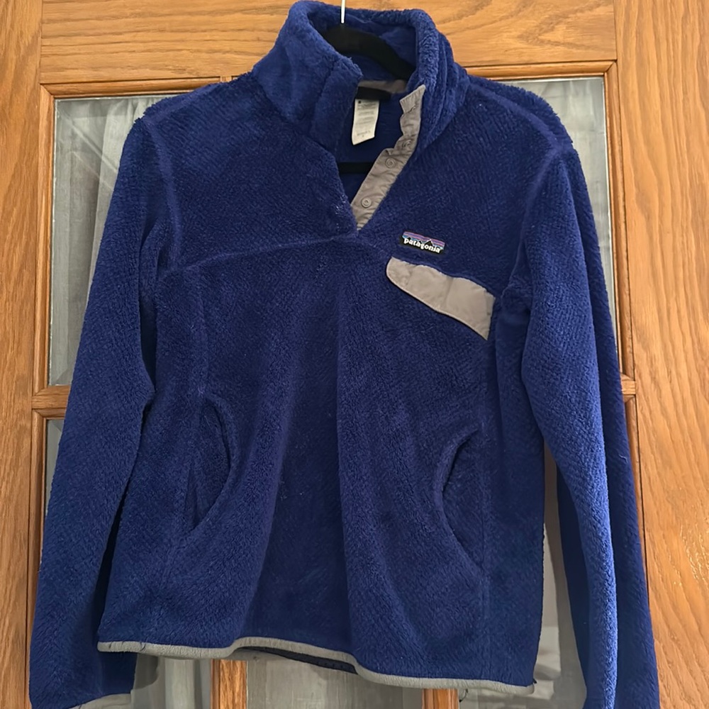 Patagonia women’s snap button fleece pullover